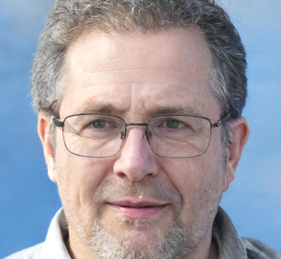 Jordi Salvatierra, analista financiero senior